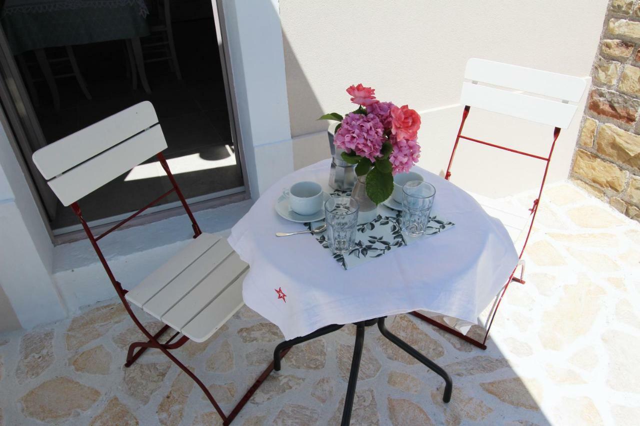 Vila Flora Secovlje Bagian luar foto