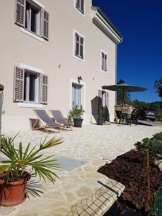 Vila Flora Secovlje Bagian luar foto